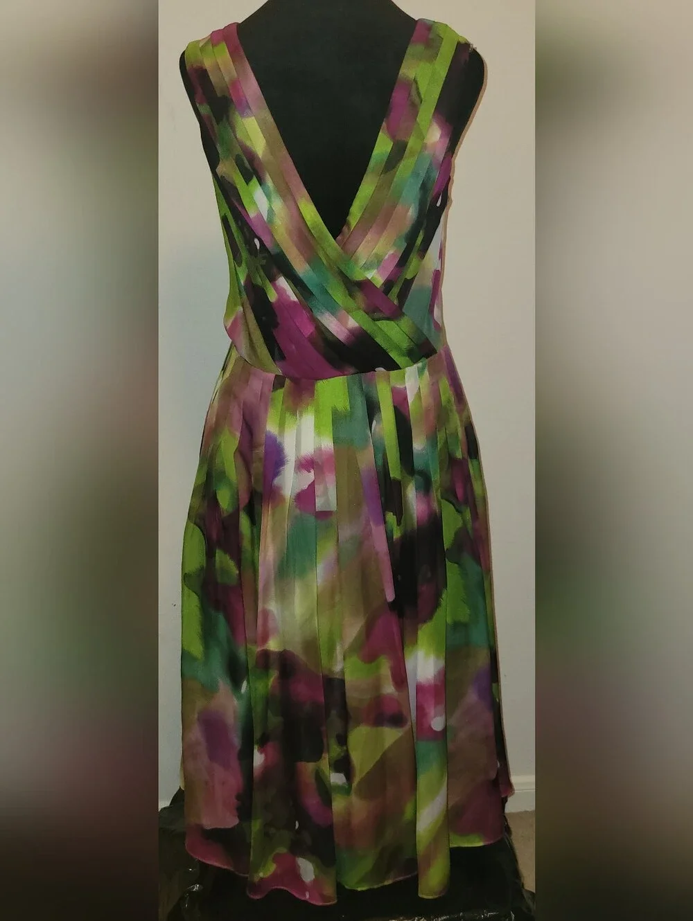 Anne Klein Green, Purple & Black Abstract Pleated Maxi Dress